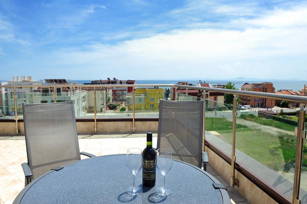 Hotel Iris Nesebar Exterior photo