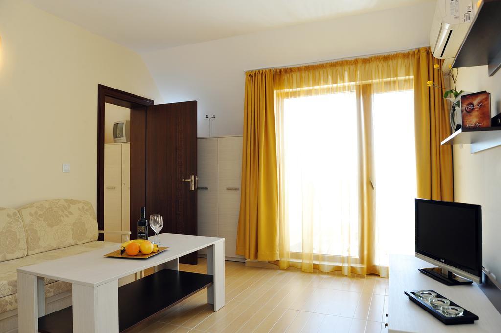 Hotel Iris Nesebar Room photo
