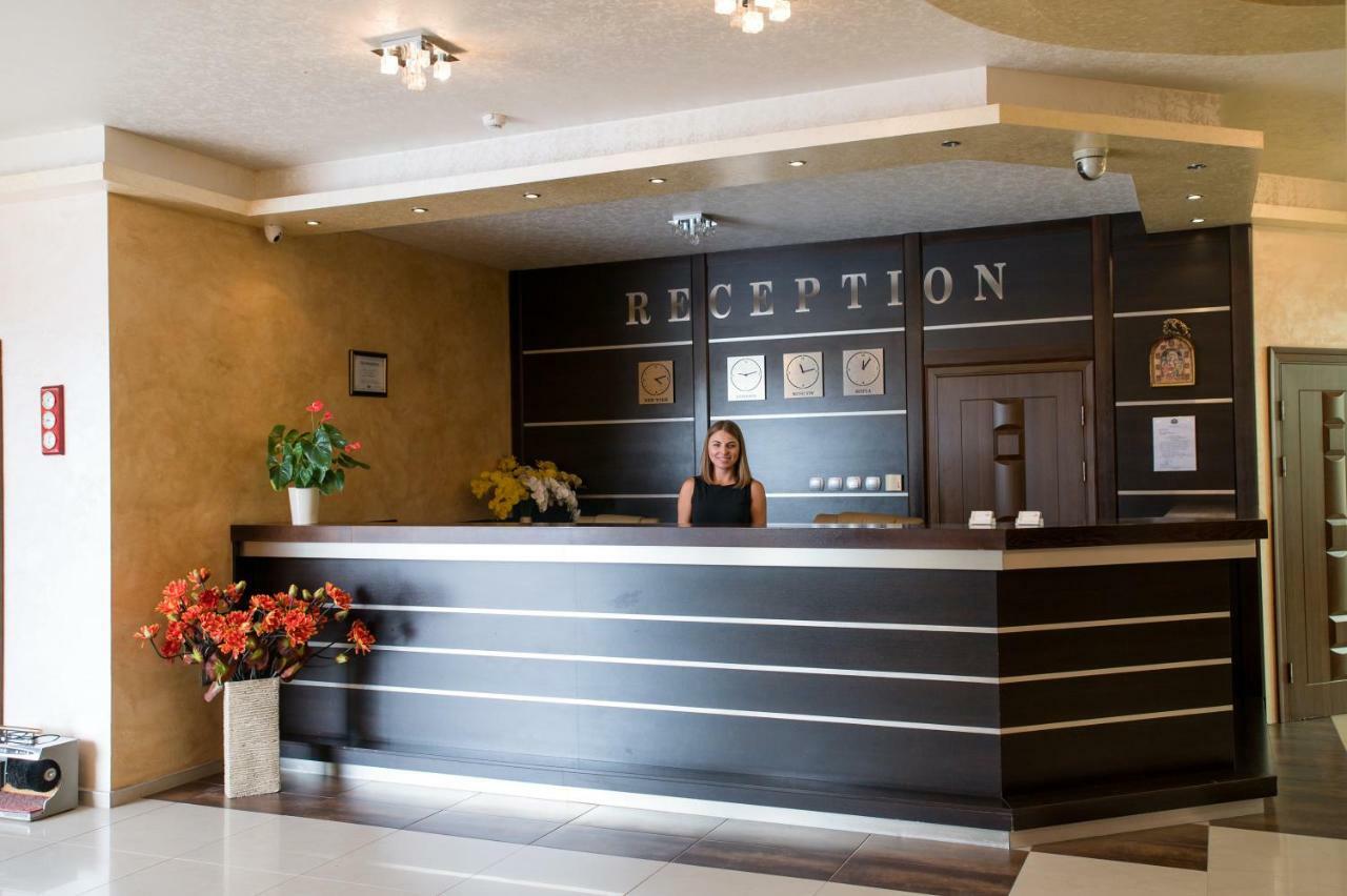Hotel Iris Nesebar Exterior photo