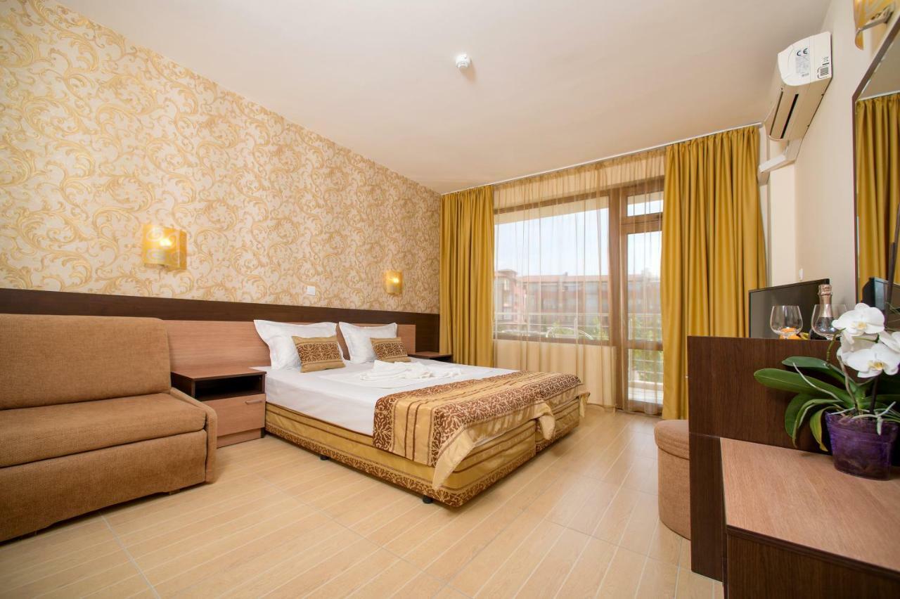 Hotel Iris Nesebar Exterior photo