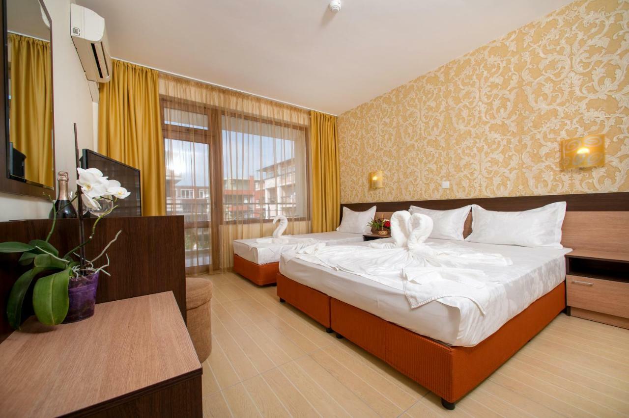 Hotel Iris Nesebar Exterior photo